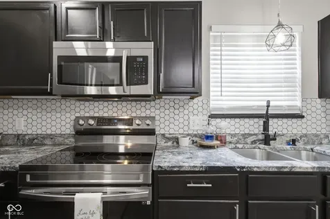 1748 Feather Reed Lane Greenwood IN 46143