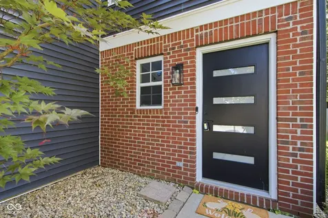 1748 Feather Reed Lane Greenwood IN 46143