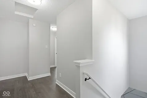 1748 Feather Reed Lane Greenwood IN 46143