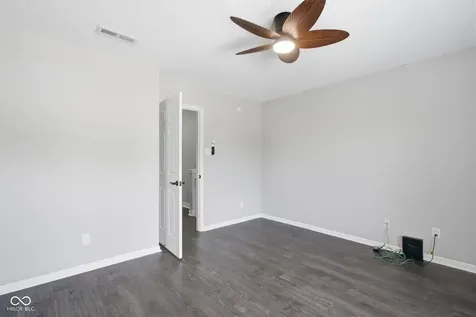 1748 Feather Reed Lane Greenwood IN 46143