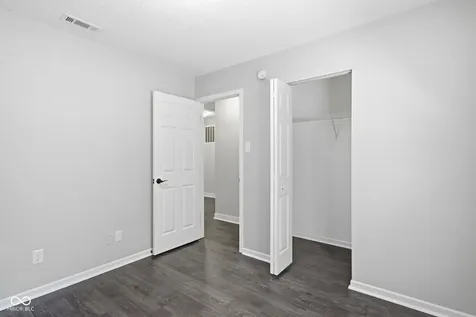 1748 Feather Reed Lane Greenwood IN 46143