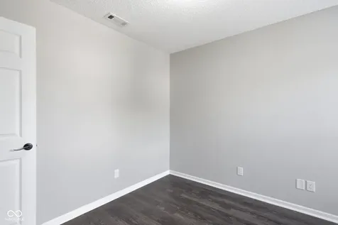 1748 Feather Reed Lane Greenwood IN 46143