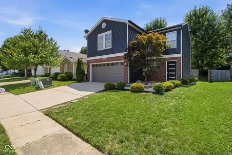 1748 Feather Reed Lane Greenwood IN 46143