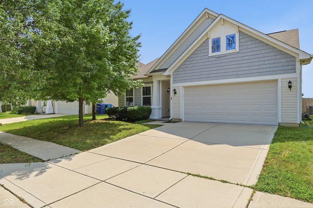15343 Royal Grove Noblesville IN 46060