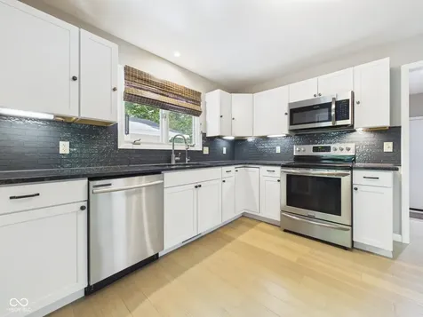 1607 Van Buskirk Road Anderson IN 46011