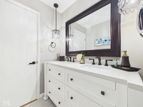 1607 Van Buskirk Road Anderson IN 46011