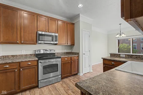 6342 Central Boulevard Whitestown IN 46075