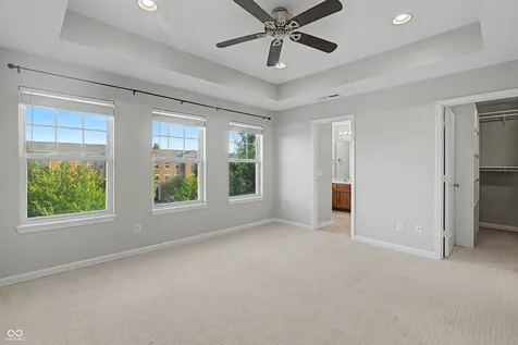 6342 Central Boulevard Whitestown IN 46075