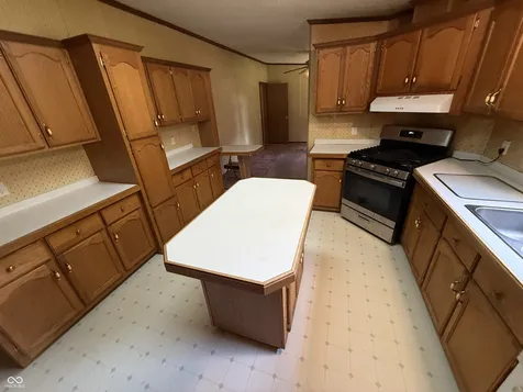 3220 W 650 S Lebanon IN 46052