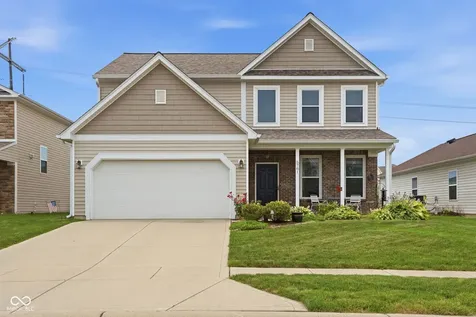 5781 White Pine Road Whitestown IN 46075