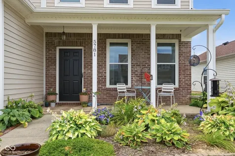 5781 White Pine Road Whitestown IN 46075