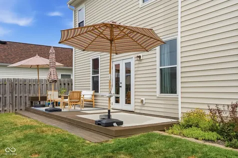 5781 White Pine Road Whitestown IN 46075
