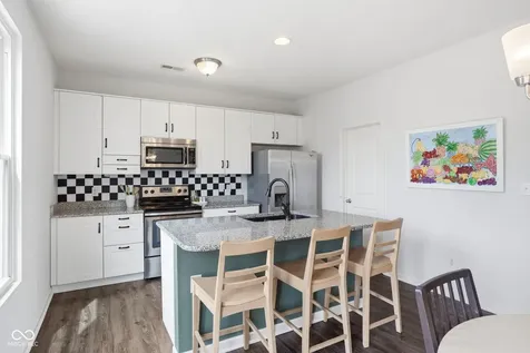 5781 White Pine Road Whitestown IN 46075