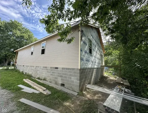 48 W Clay Street Spencer IN 47460