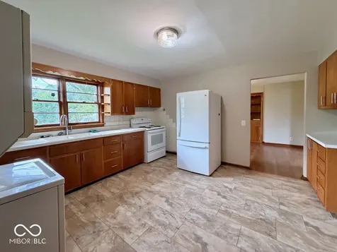 312 S Carr Road Plainfield IN 46168