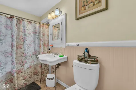3684 Birchwood Avenue Indianapolis IN 46205