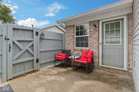 5662 Misty Ridge Drive Indianapolis IN 46237
