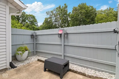 5662 Misty Ridge Drive Indianapolis IN 46237