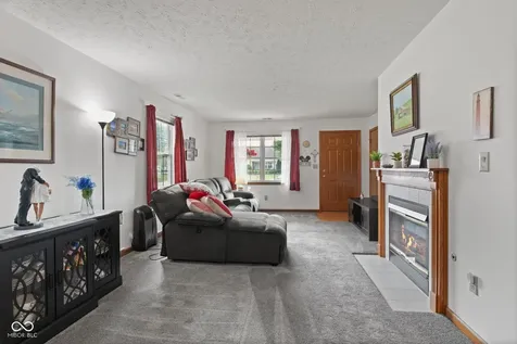5662 Misty Ridge Drive Indianapolis IN 46237