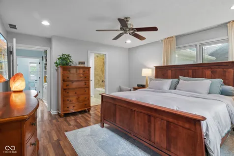 11524 Geist Woods Indianapolis IN 46236