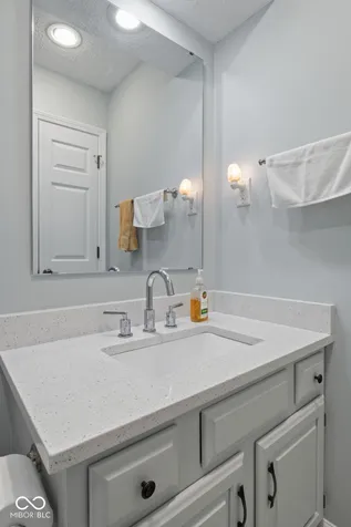 11524 Geist Woods Indianapolis IN 46236
