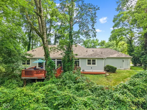 11524 Geist Woods Indianapolis IN 46236