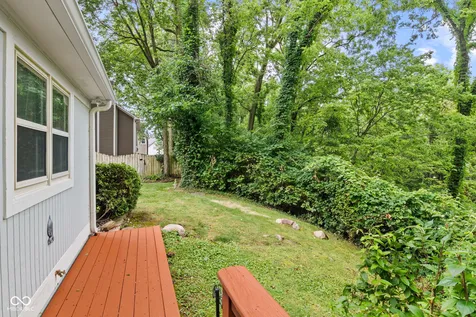 11524 Geist Woods Indianapolis IN 46236