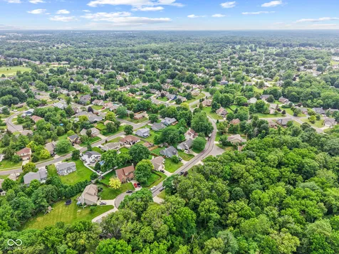 11524 Geist Woods Indianapolis IN 46236