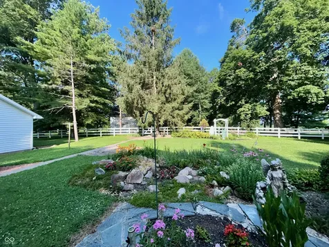 4879 S County Road 350 E Middletown IN 47356