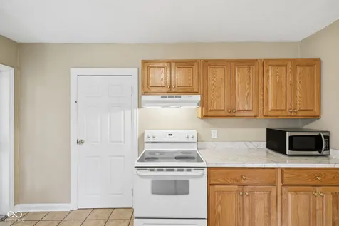 305 W Sumner Indianapolis IN 46217