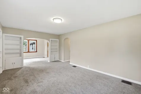 305 W Sumner Indianapolis IN 46217