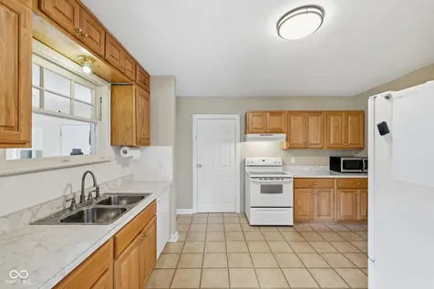 305 W Sumner Indianapolis IN 46217