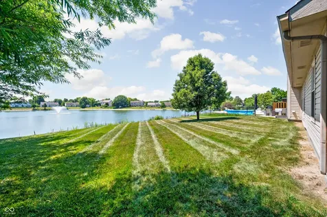 12992 Dellinger Drive Fishers IN 46038