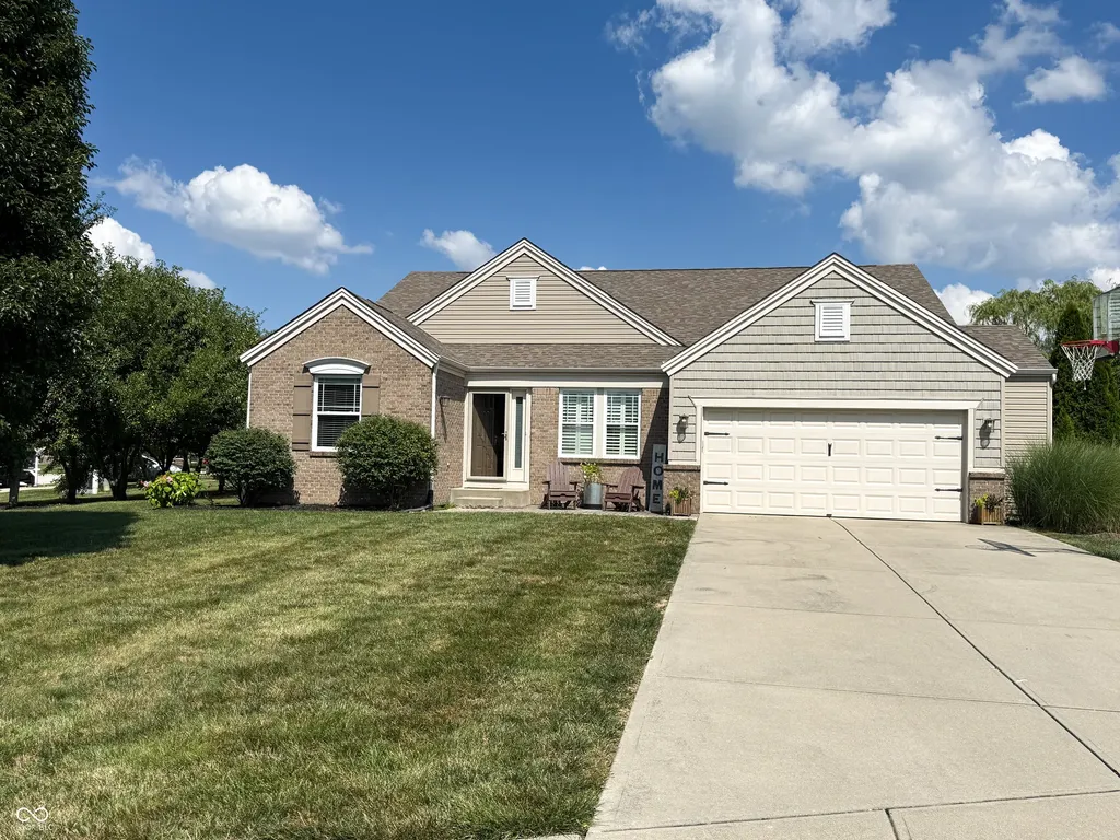 2225 Silver Rose Drive Avon IN 46123