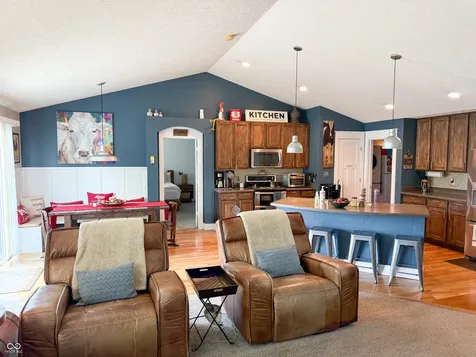 2225 Silver Rose Drive Avon IN 46123