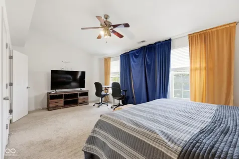 8422 Codesa Way Indianapolis IN 46278