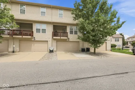 8422 Codesa Way Indianapolis IN 46278
