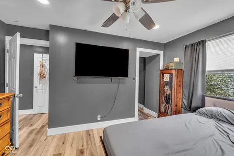 6315 Ratliff Road Indianapolis IN 46113