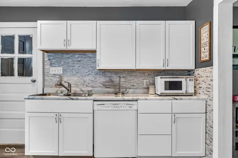 6315 Ratliff Road Indianapolis IN 46113