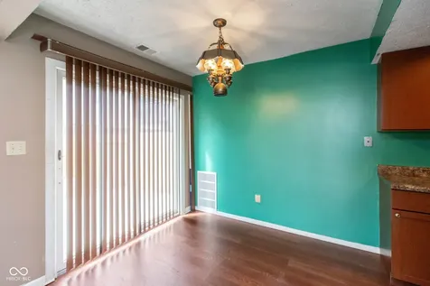 8543 La Corrida Court Indianapolis IN 46227