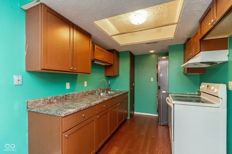 8543 La Corrida Court Indianapolis IN 46227