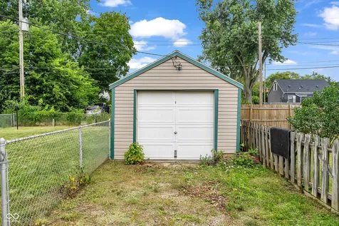 2816 16th Street Columbus IN 47201
