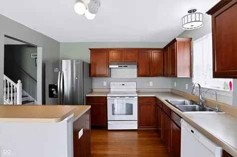 4220 Ballybay Lane Indianapolis IN 46239