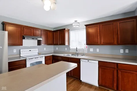 4220 Ballybay Lane Indianapolis IN 46239