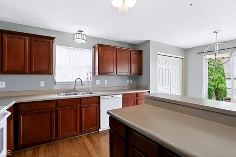 4220 Ballybay Lane Indianapolis IN 46239