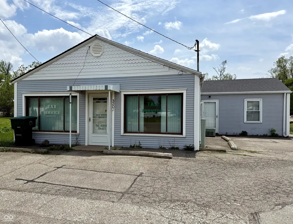 3201 E Jackson Street Muncie IN 47303