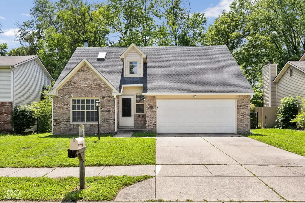 2952 Scottsdale Drive Indianapolis IN 46234