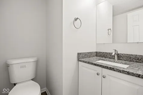 2952 Scottsdale Drive Indianapolis IN 46234