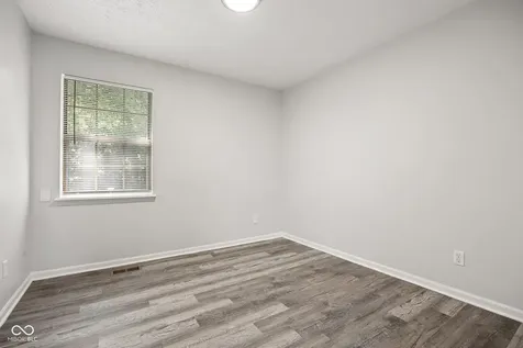 2952 Scottsdale Drive Indianapolis IN 46234