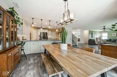 863 Moate Circle Greenwood IN 46143